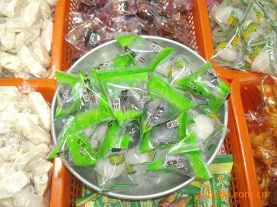 【臺灣特產(chǎn) 時尚飲食新法則 養(yǎng)生竹炭咖啡餡麻薯 散裝稱算更劃算】價格,廠家,圖片,餅干、薄餅,廈門市臺味佳商貿(mào)-